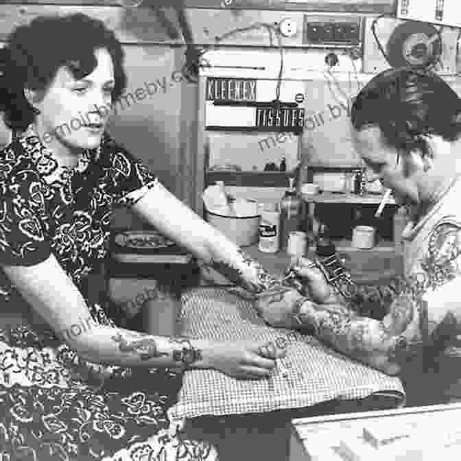 A Group Of Tattooed Ladies Posing For A Photograph In The 1930s, Demonstrating The Diversity Of Their Tattoos The Tattooed Lady: A History