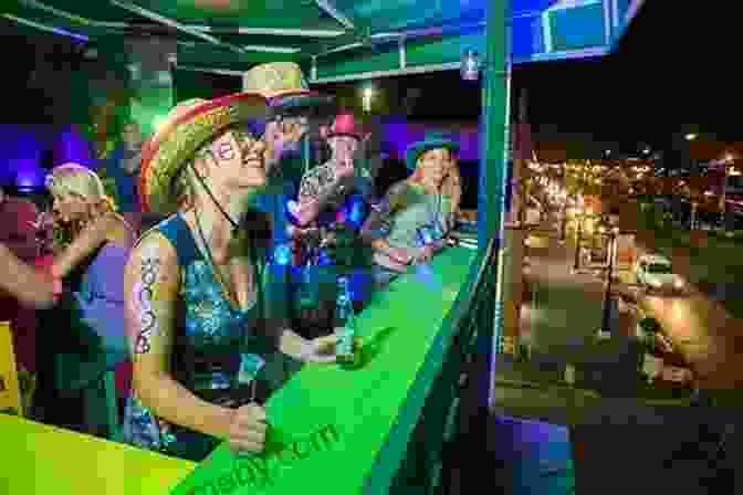 Experience The Vibrant Nightlife And Cultural Tapestry Of Aruba Moon Aruba (Travel Guide) Leanne Owens